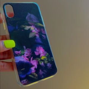 Isn’t she lovely? A floral phone case for a iPhone XR